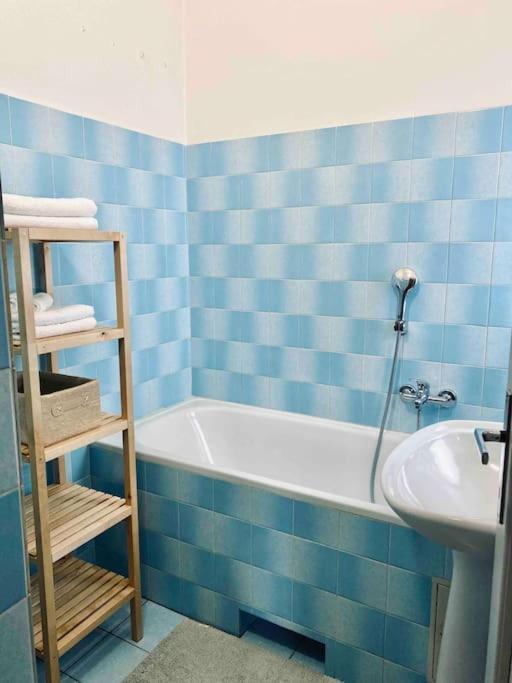 Apartman Teri Appartement Trenčín Buitenkant foto
